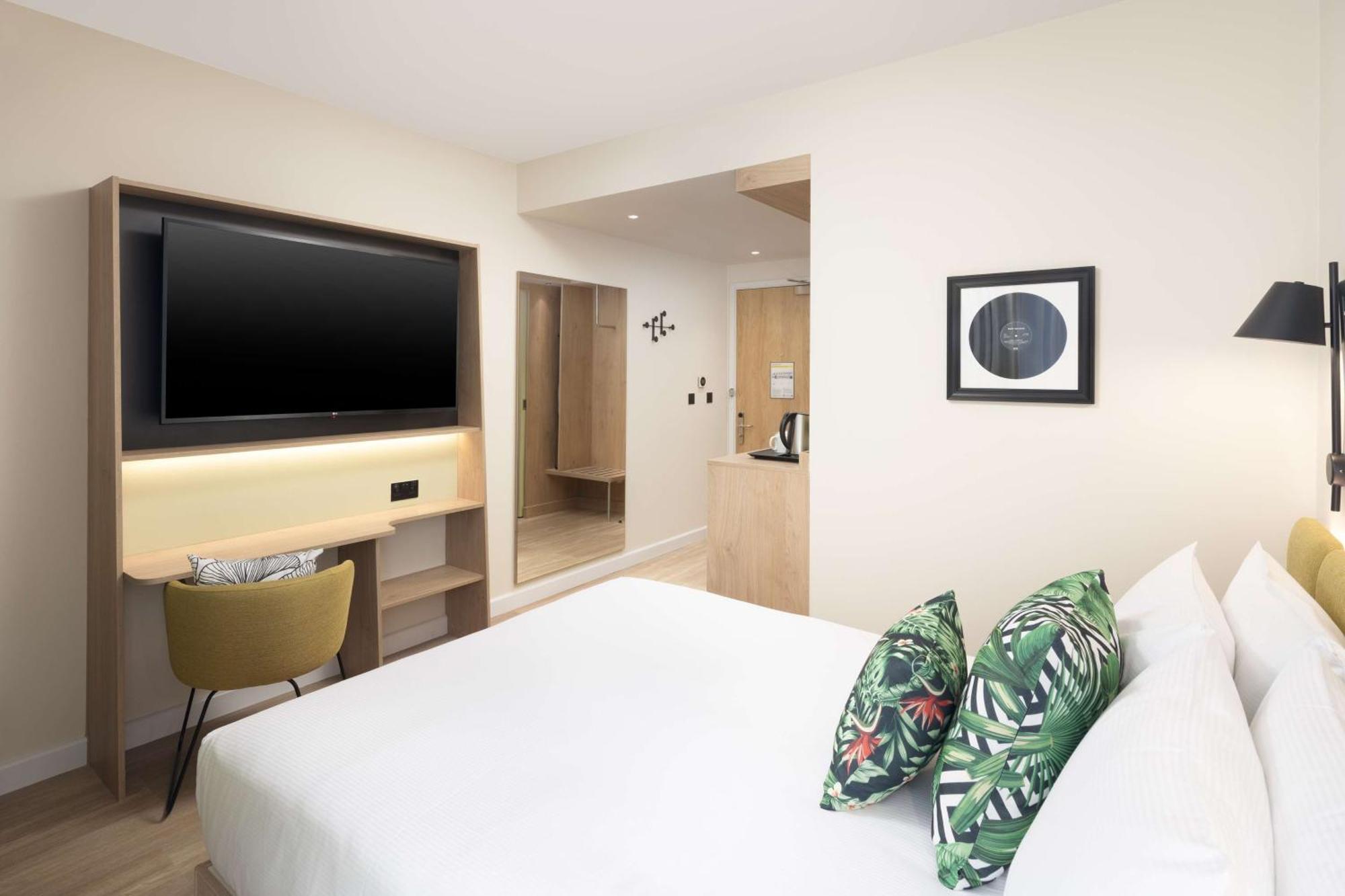 Готель Hampton By Hilton London Old Street Екстер'єр фото