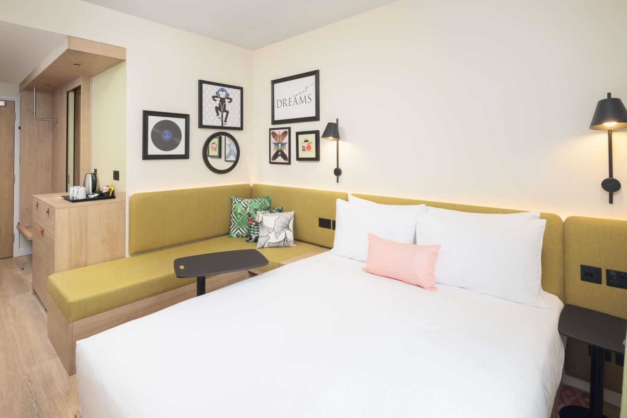 Готель Hampton By Hilton London Old Street Екстер'єр фото